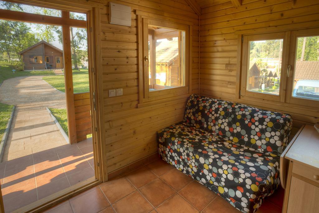 桑亨霍 Camping Cachadelos酒店 客房 照片