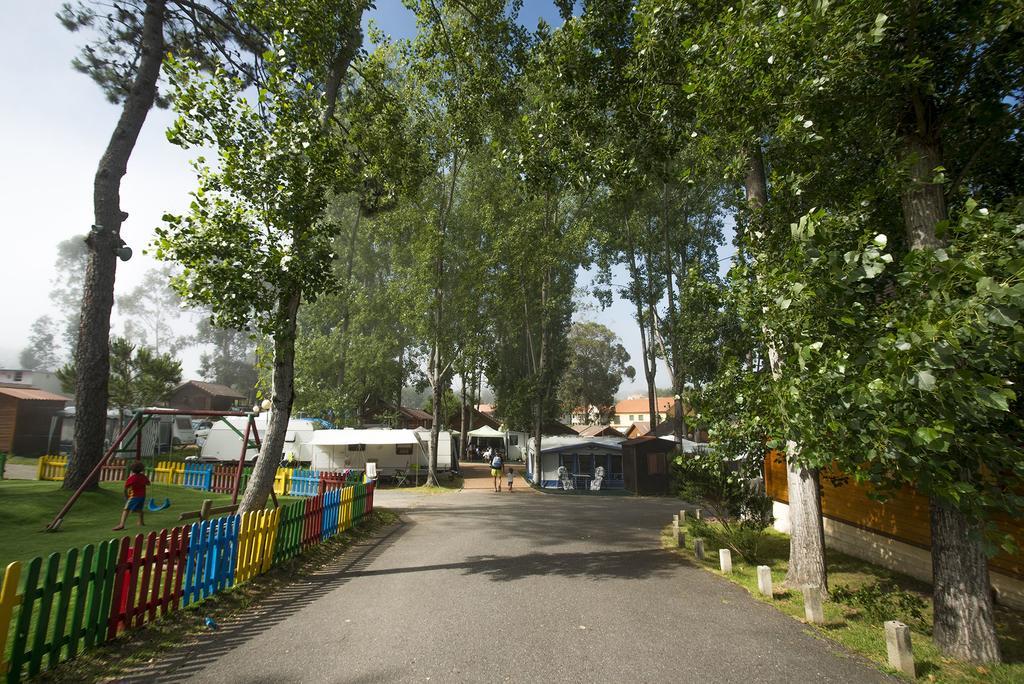 桑亨霍 Camping Cachadelos酒店 外观 照片